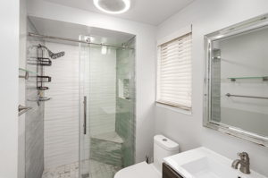 1867 N Lake Dr, Troy, MI 48083, USA Photo 30