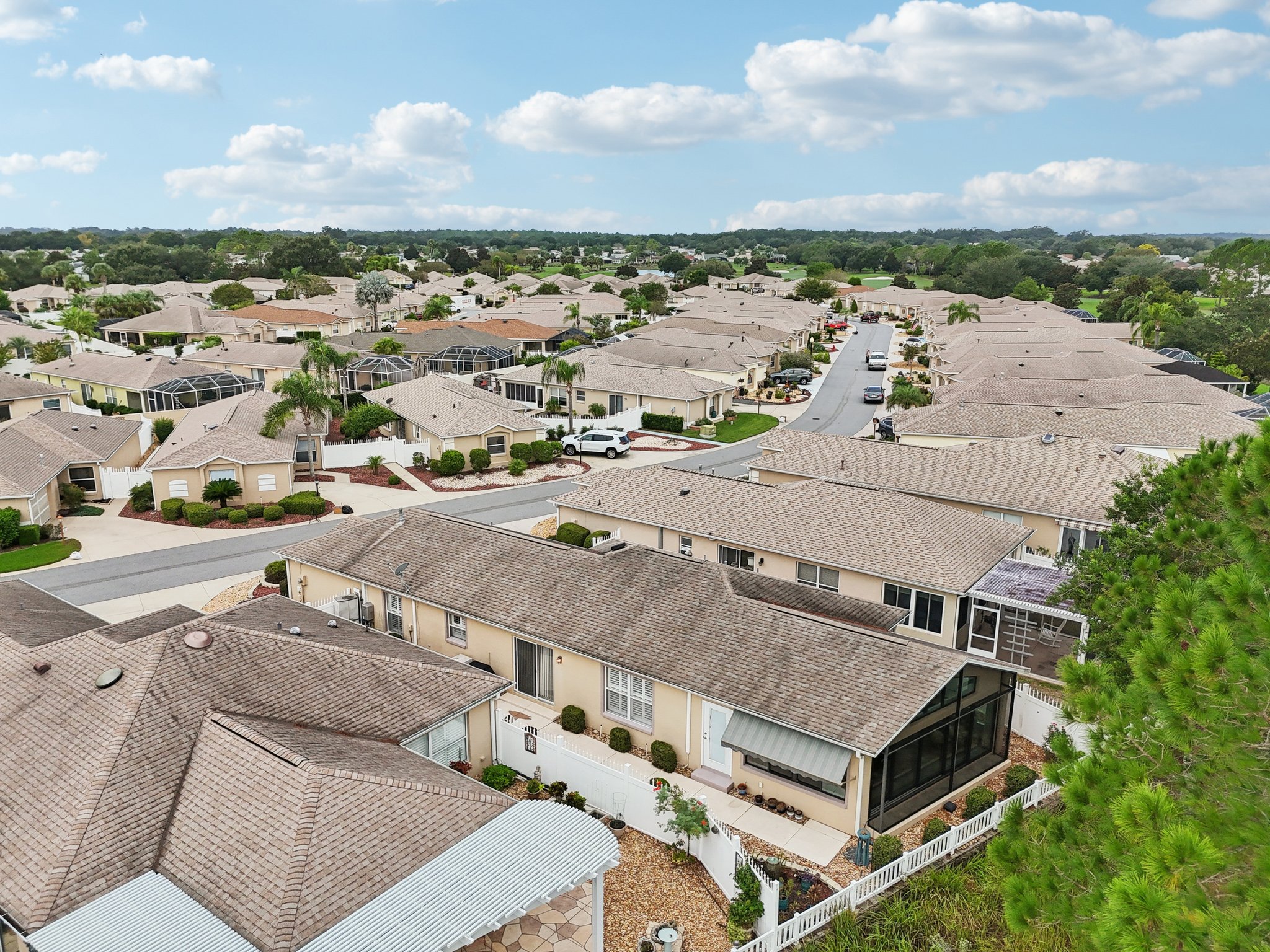 Dalton Dr-S0710-043.jpg