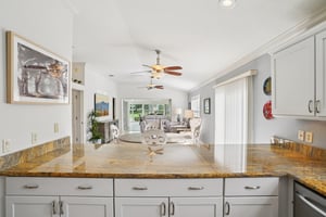 Dalton Dr-S0710-023.jpg