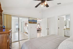 Dalton Dr-S0710-026.jpg