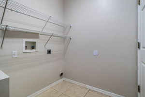  Photo 37