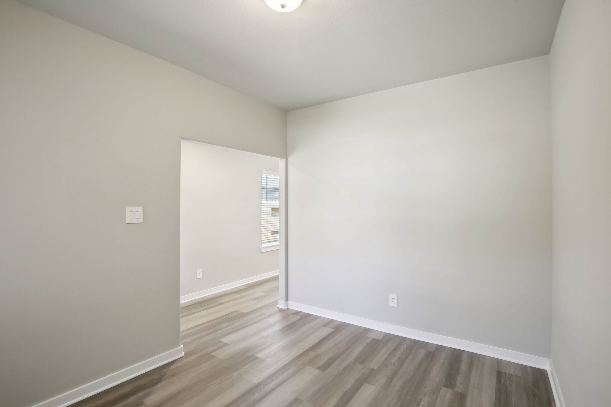 Houston-Landing Meadows-18681 Presswood Wy Dr, New Caney, TX 77357-015