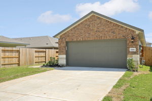 Houston-Landing Meadows-18681 Presswood Wy Dr, New Caney, TX 77357-003
