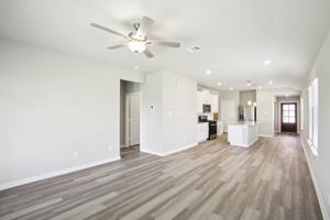 Houston-Landing Meadows-18681 Presswood Wy Dr, New Caney, TX 77357-007