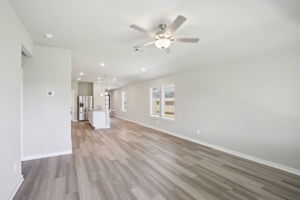 Houston-Landing Meadows-18681 Presswood Wy Dr, New Caney, TX 77357-009