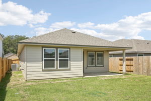 Houston-Landing Meadows-18681 Presswood Wy Dr, New Caney, TX 77357-032