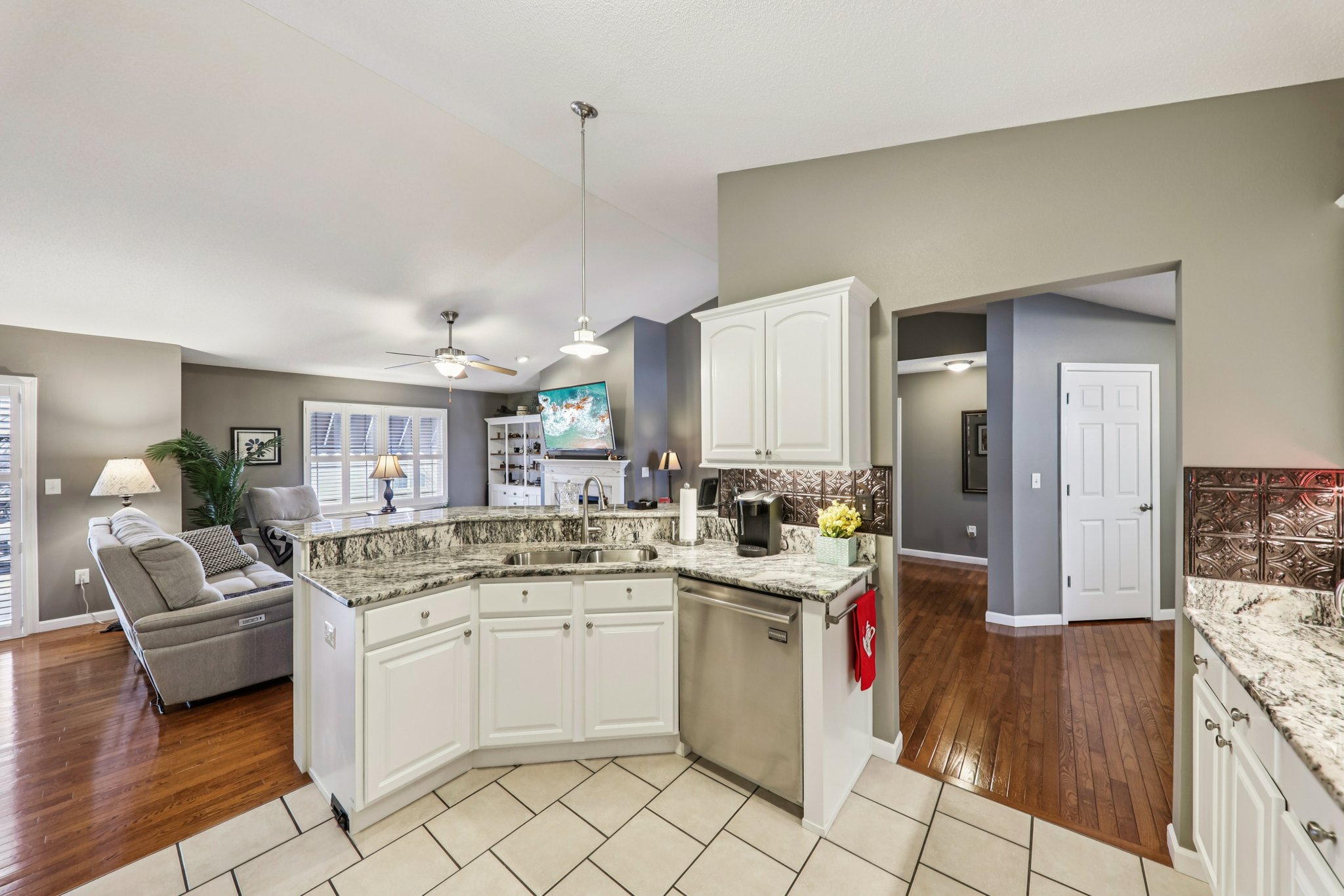 1869 Robins Mill Ct-S0512-016.jpg