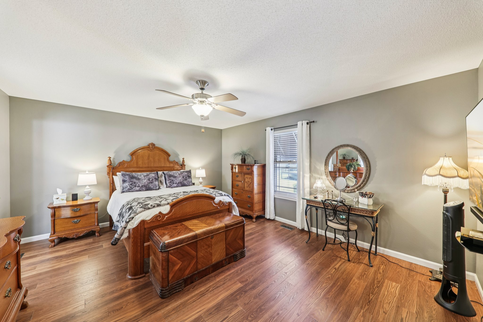 1869 Robins Mill Ct-S0512-024.jpg