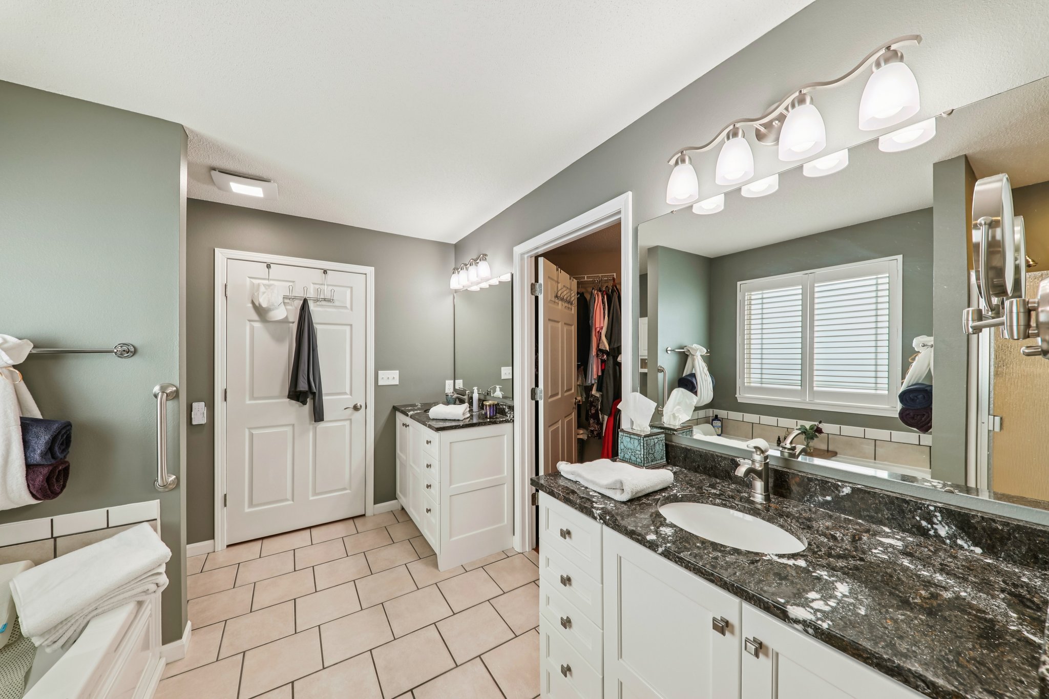1869 Robins Mill Ct-S0512-028.jpg