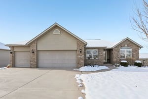 1869 Robins Mill Ct-S0512-001.jpg