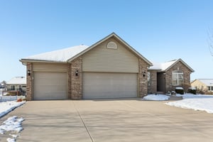 1869 Robins Mill Ct-S0512-002.jpg