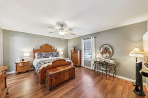 1869 Robins Mill Ct-S0512-024.jpg
