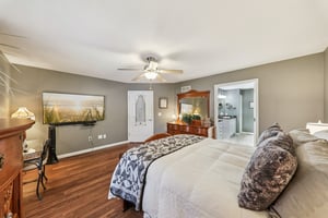 1869 Robins Mill Ct-S0512-032.jpg