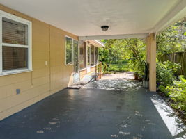 Carport - IMG_0777