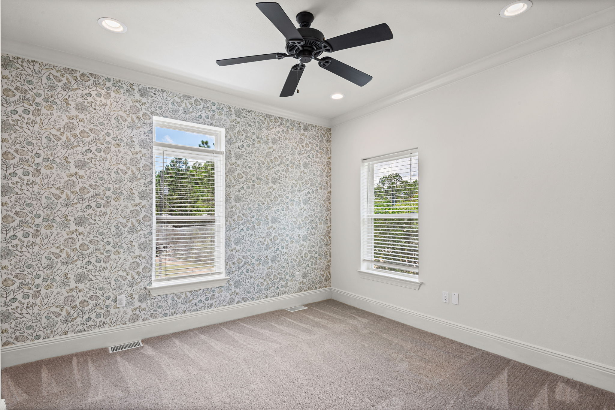 Guest bedroom upstairs.