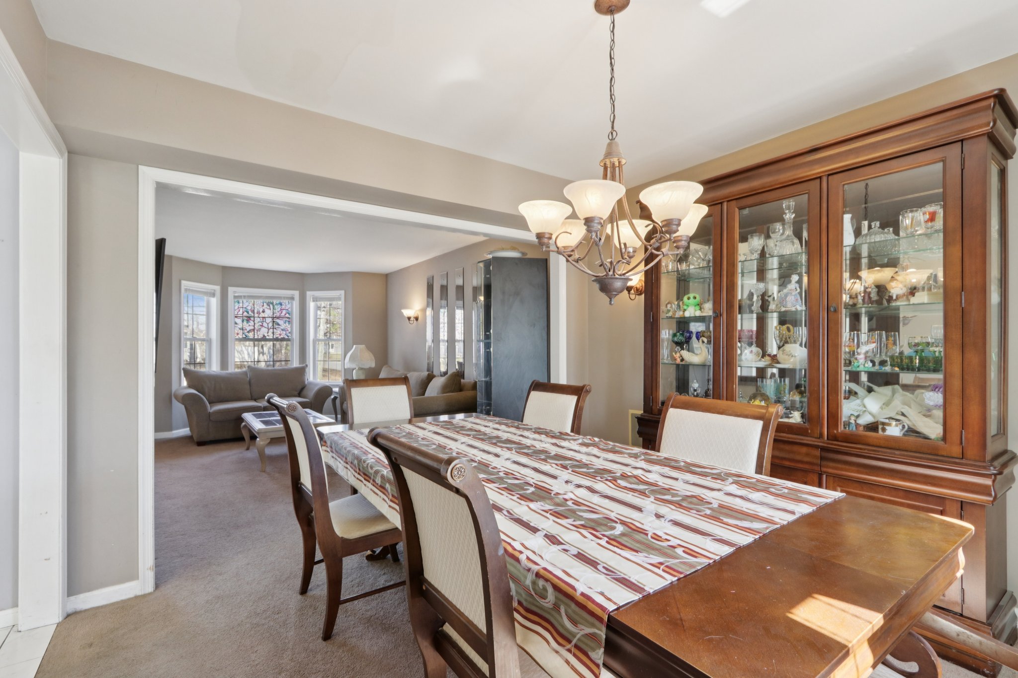 Compass Rd-S2103-016.jpg