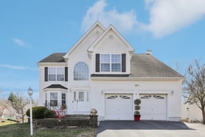 Compass Rd-S2103-002.jpg