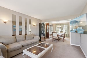 Compass Rd-S2103-010.jpg