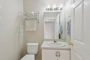 Compass Rd-S2103-024.jpg