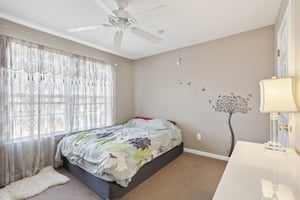 Compass Rd-S2103-031.jpg