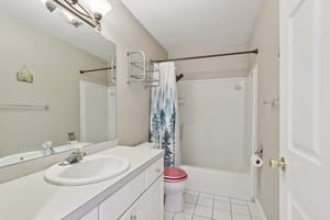 Compass Rd-S2103-039.jpg