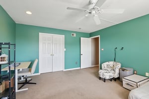 Compass Rd-S2103-042.jpg