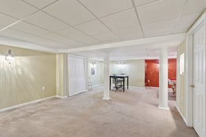 Compass Rd-S2103-044.jpg