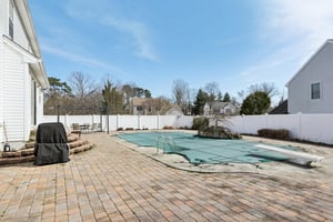 Compass Rd-S2103-052.jpg