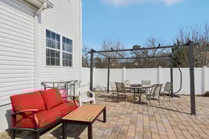 Compass Rd-S2103-053.jpg