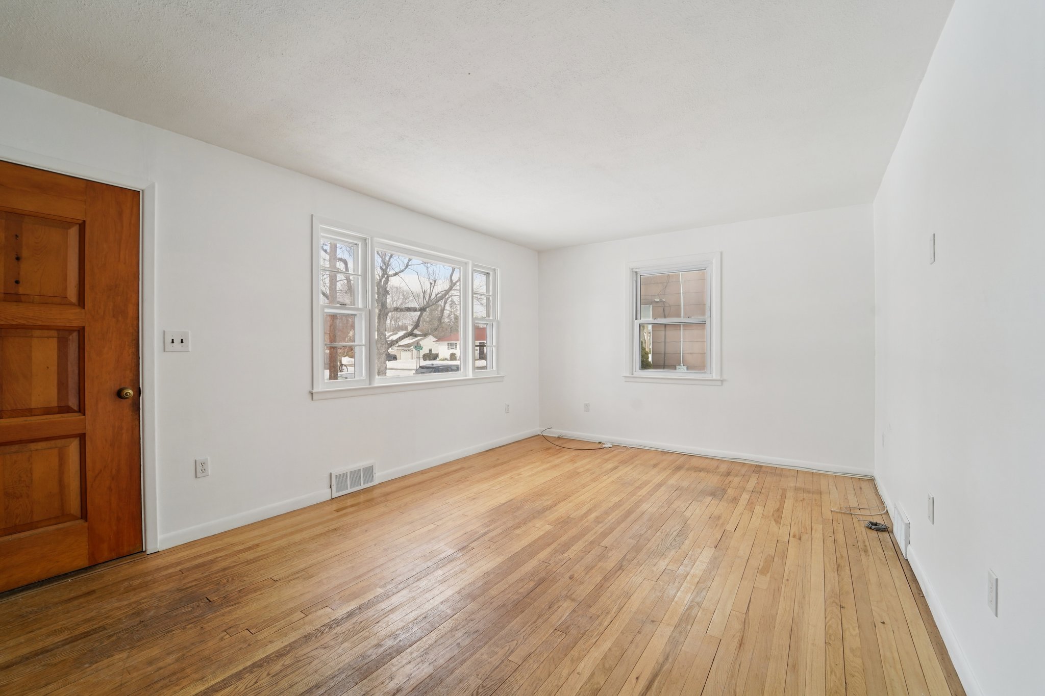 Olive Ave-S1302-005.jpg