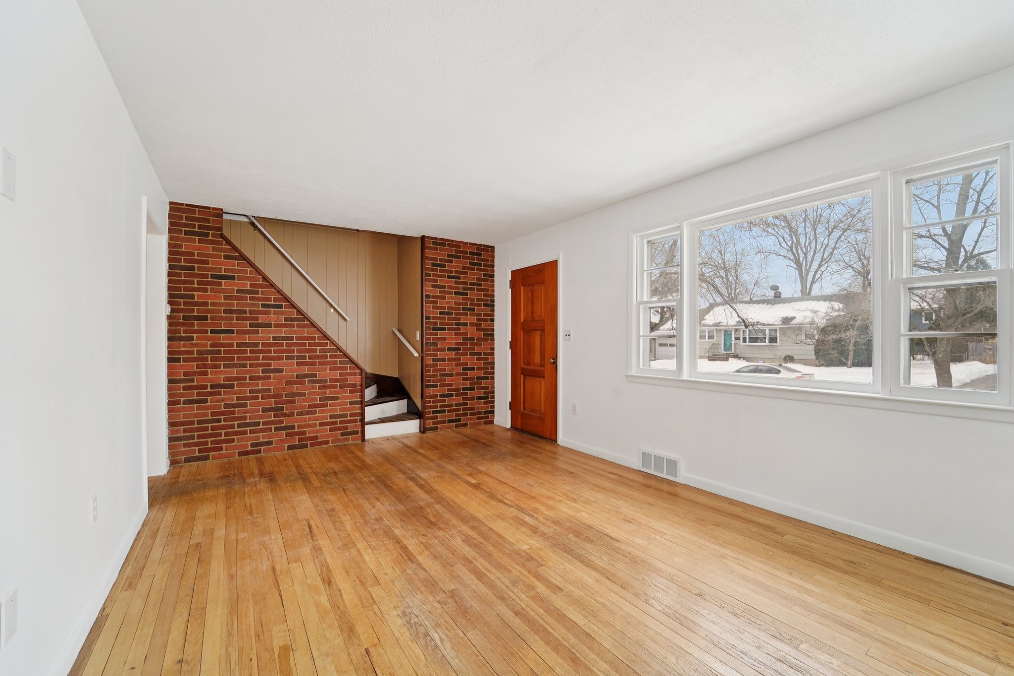 Olive Ave-S1302-007.jpg