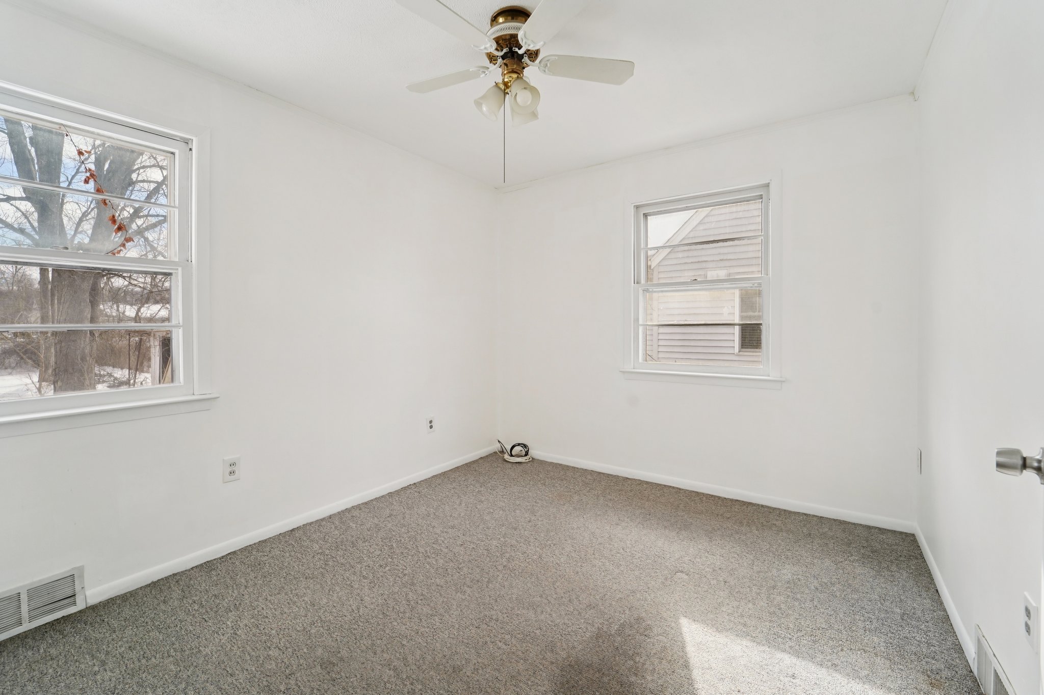 Olive Ave-S1302-016.jpg