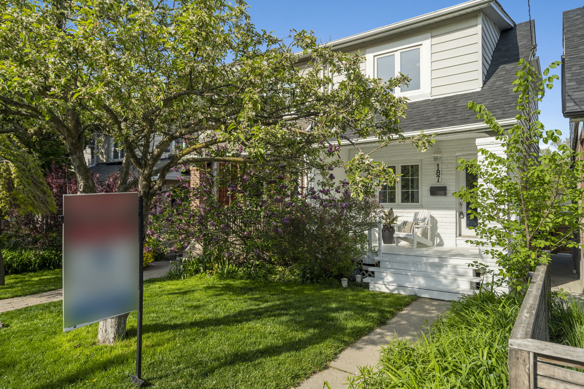 187 Pickering St Toronto, ON M4E 3J9