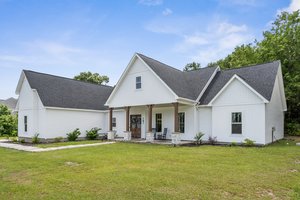 187 Royal Palms