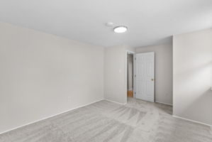  Photo 36