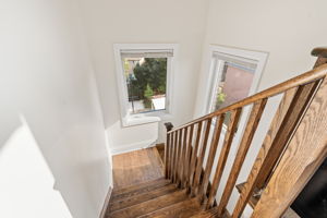  Photo 35