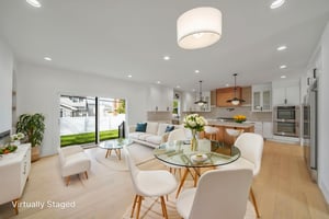 15595 Final 0021 virtually staged.jpg