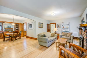 4 Living Room/Dining Room