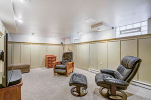 16 Family Room
