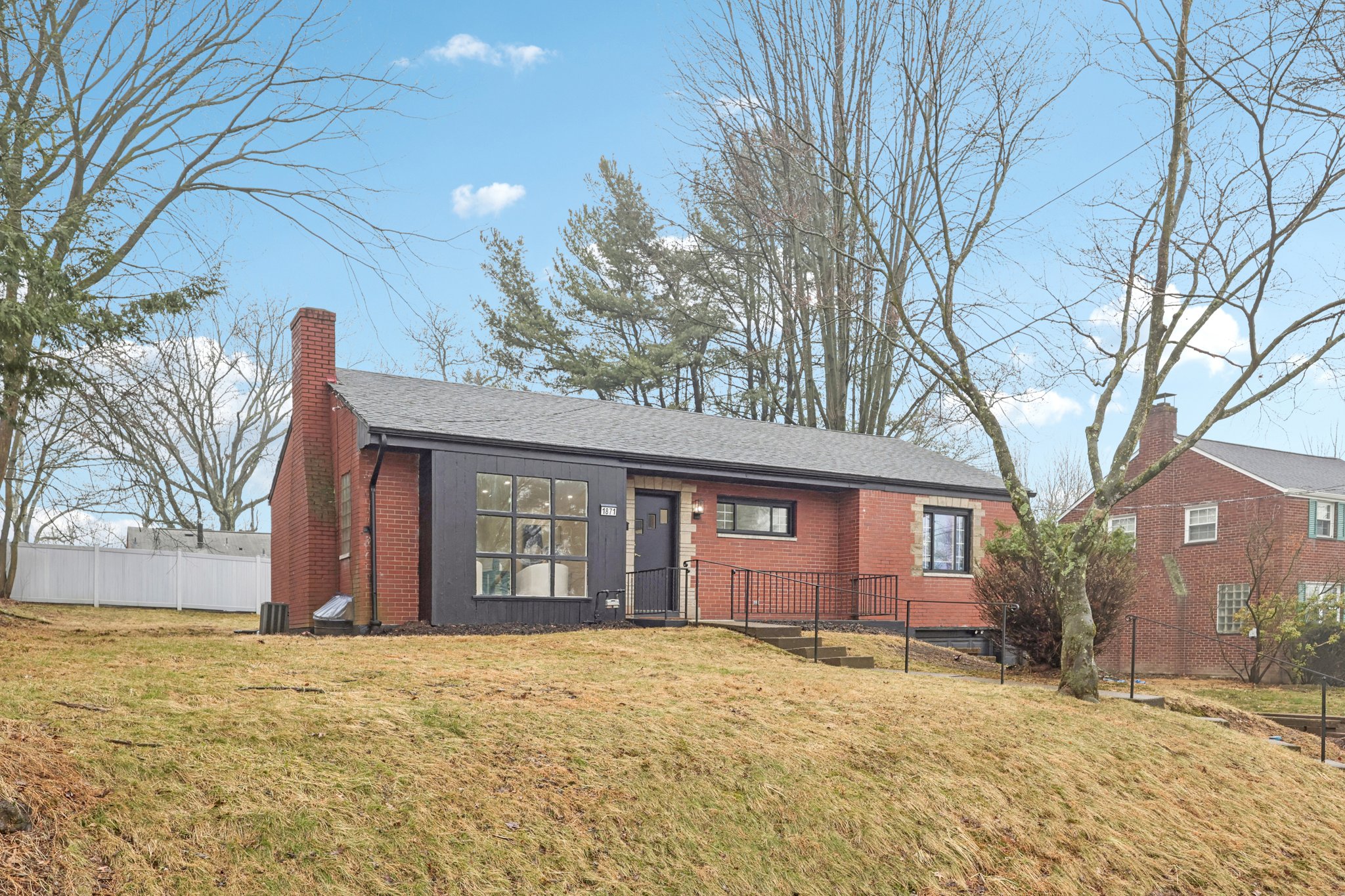 Atkinson Pl-S0503-004.jpg