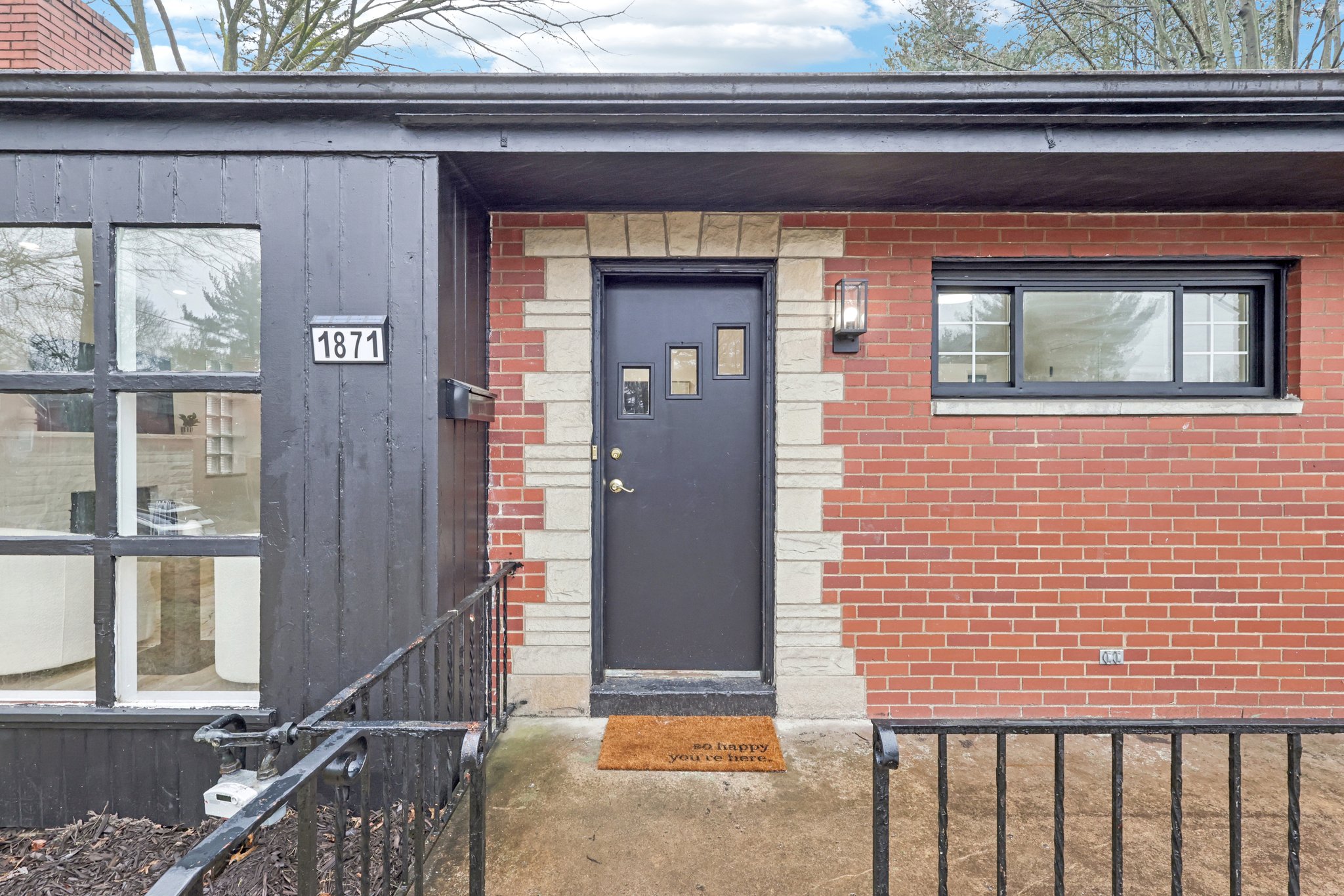 Atkinson Pl-S0503-006.jpg