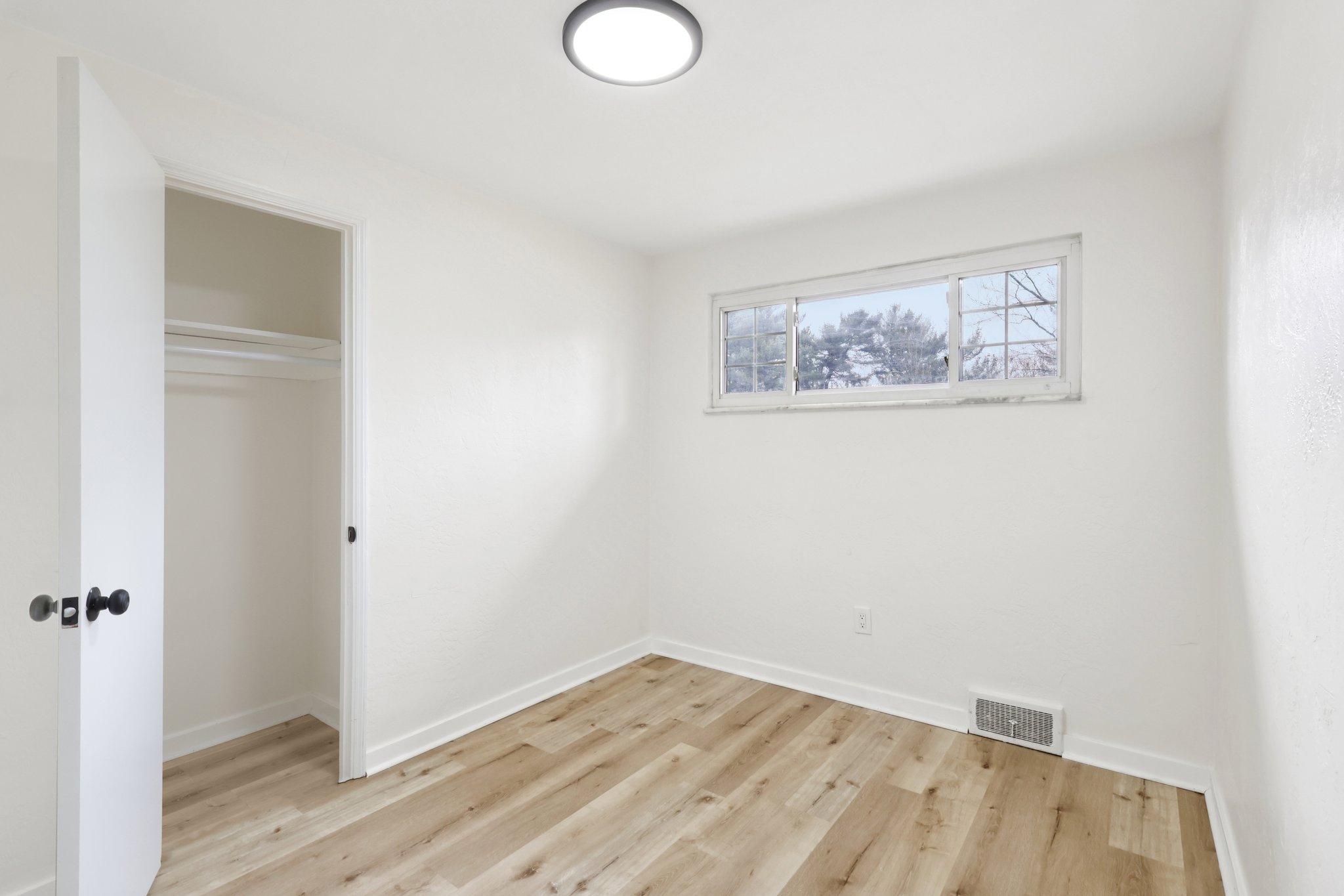 Atkinson Pl-S0503-029.jpg