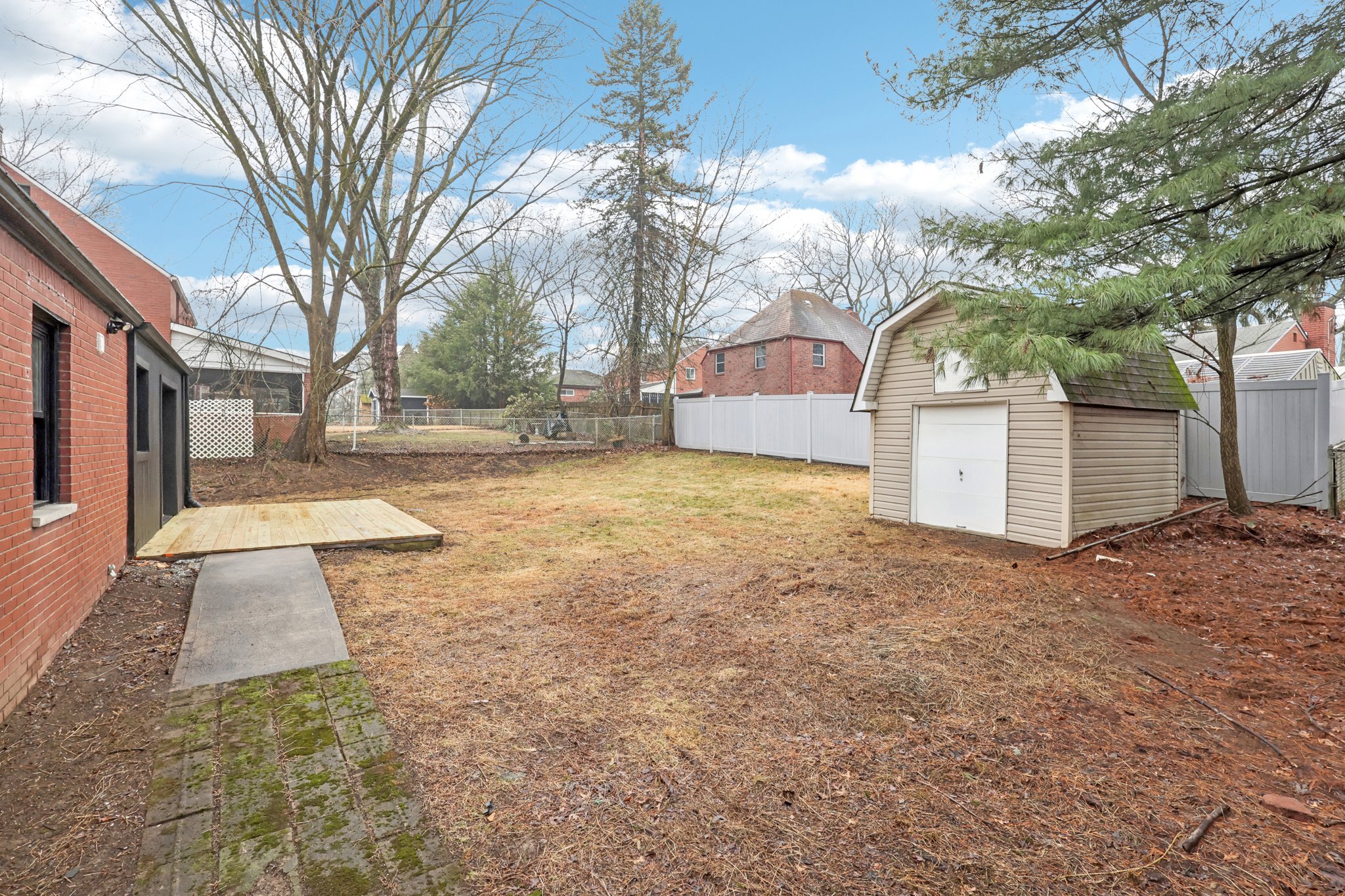 Atkinson Pl-S0503-056.jpg