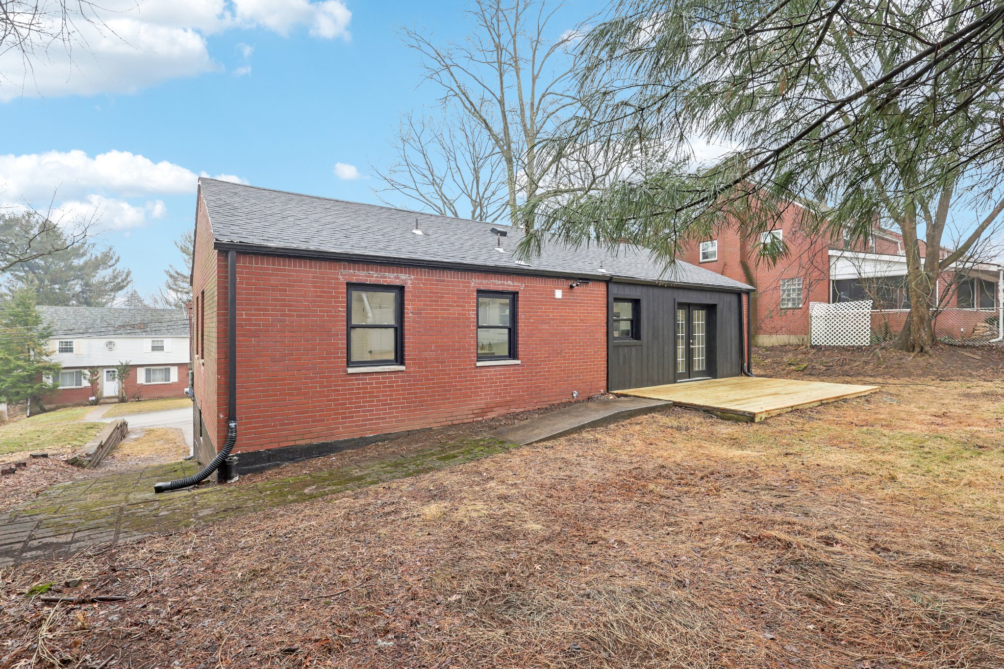 Atkinson Pl-S0503-057.jpg