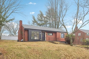 Atkinson Pl-S0503-004.jpg