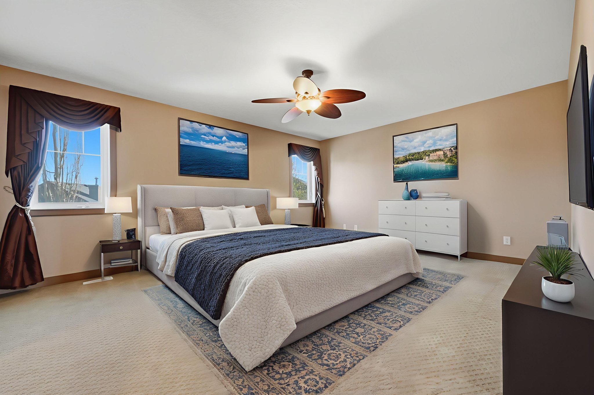 DT6A8453 virtually staged.jpeg