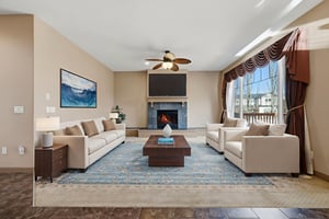 DT6A8534 virtually staged.jpeg