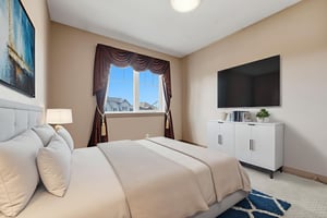 DT6A8480 virtually staged.jpeg