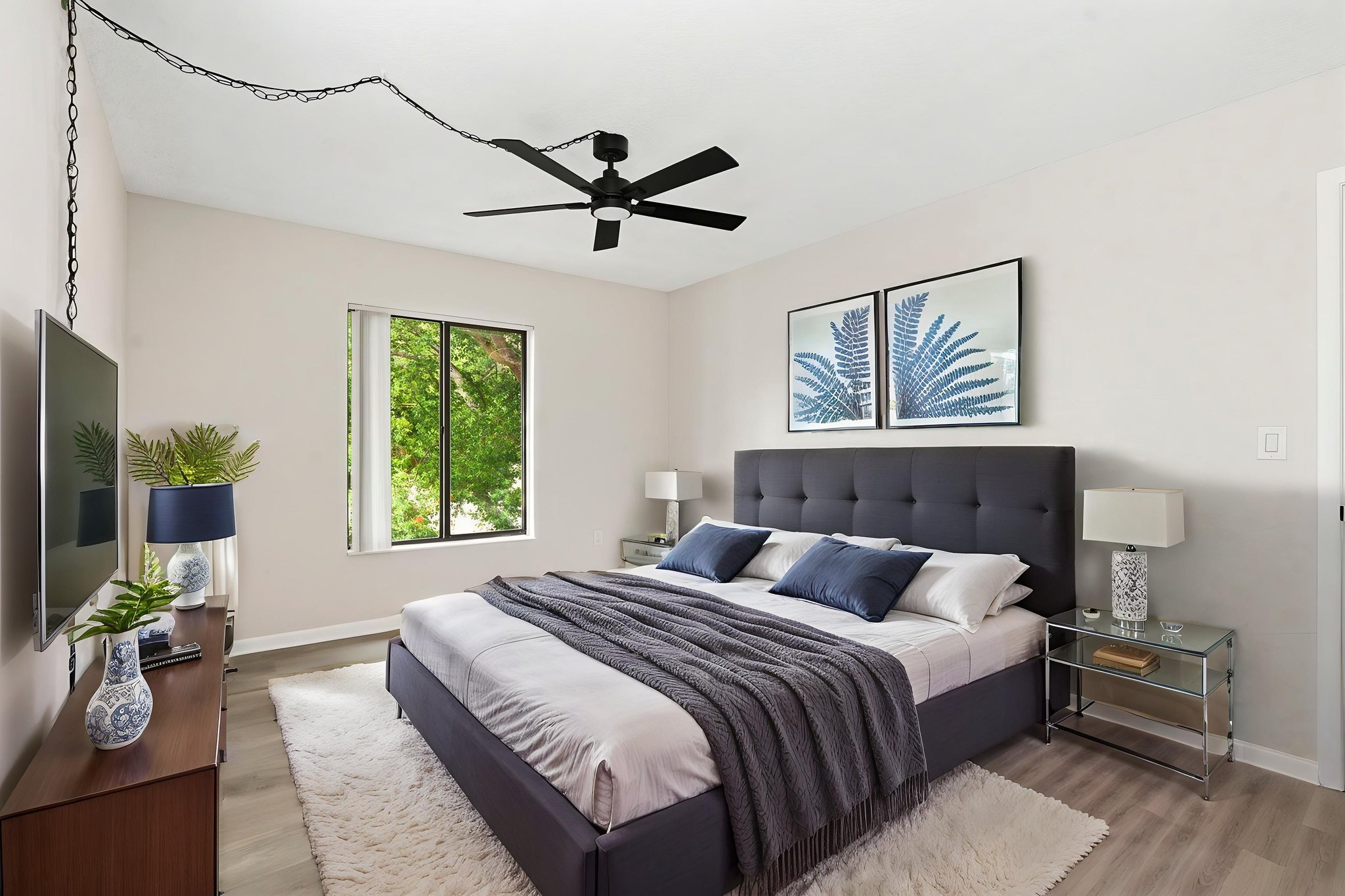 Interiors (27) virtually staged.jpeg