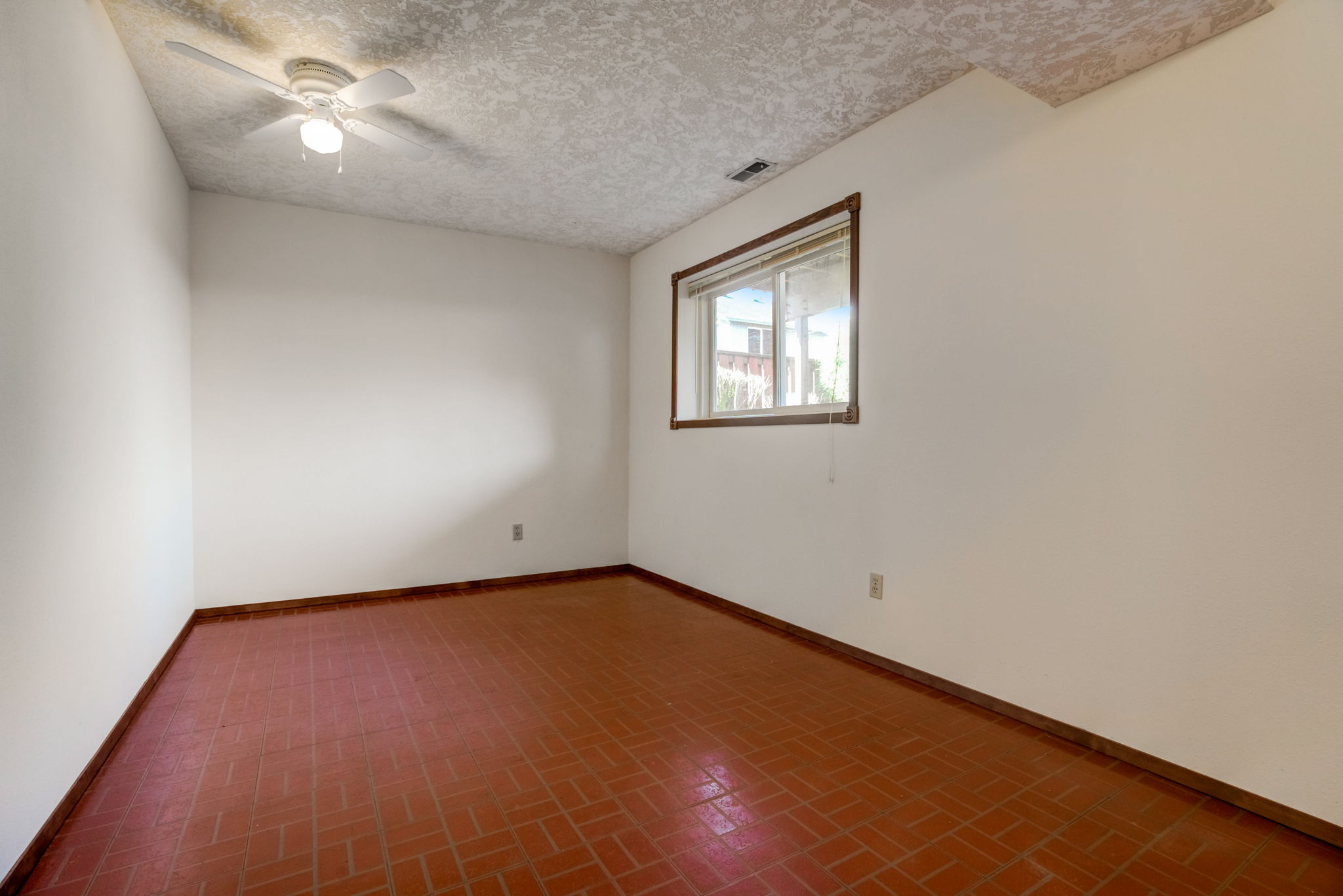 SE Palmblad Rd-025
